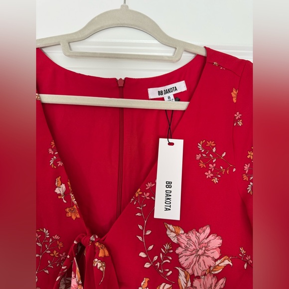 BB Dakota Red Floral Dress - Picture 4 of 6